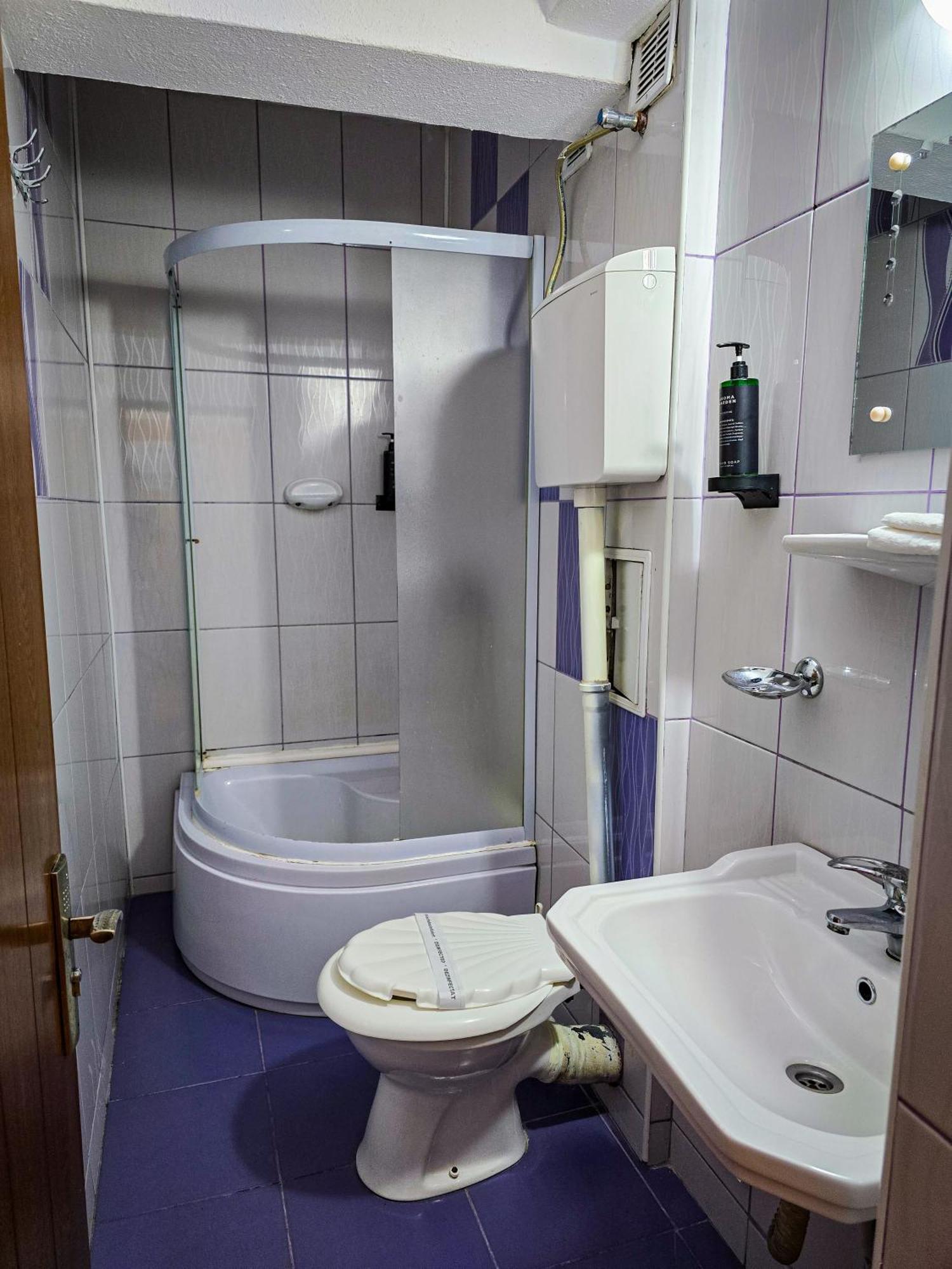 Hotel ホレズ エクステリア 写真